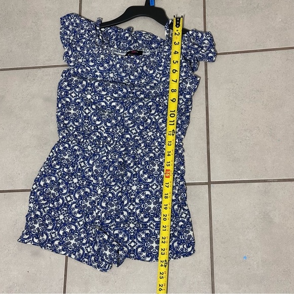 IZ byer Girls Blue floral romper size large - Picture 7 of 7